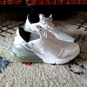 Nike Air 270